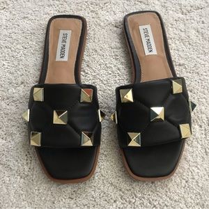 Steve Madden Huro Roman Stud Sandals